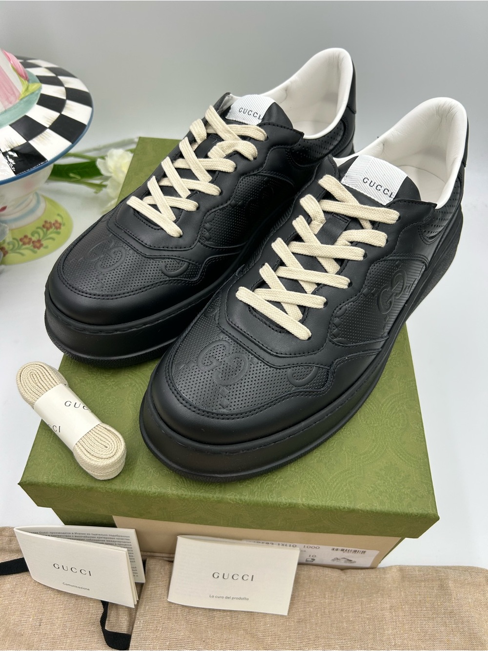 Men's Gucci GG embossed black leather sneakers size 10 fits 10.5 US made Italy - Picture 13 of 15